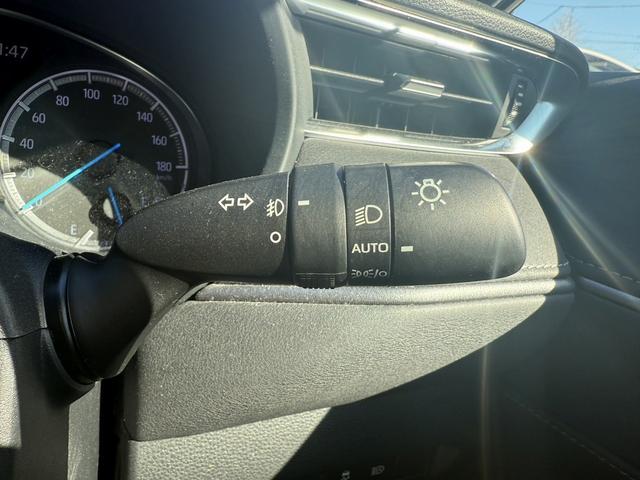 ハリアーハイブリッド Ｇ　禁煙車　モデリスタフルエアロ　純正８インチナビ　バックカメラ　ブラインドスポットモニター　衝突軽減ブレーキ　運転支援システム　電動リアゲート　パワーシート　ハーフレザー　ビルドインＥＴＣ　ＬＥＤ（50枚目）