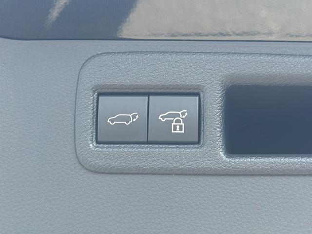 ハリアーハイブリッド Ｇ　禁煙車　モデリスタフルエアロ　純正８インチナビ　バックカメラ　ブラインドスポットモニター　衝突軽減ブレーキ　運転支援システム　電動リアゲート　パワーシート　ハーフレザー　ビルドインＥＴＣ　ＬＥＤ（63枚目）