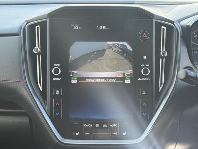 レヴォーグ ＳＴＩスポーツ　ＥＸ　禁煙車　純正１１．６インチナビ　黒革シート　フルセグ　フロント・サイド・バックカメラ　衝突軽減ブレーキ　アダプティブクルーズコントロール　電動Ｒゲート　シートヒーター　パワーシート　Ｂｌｕｅｔｏｏｔｈ（5枚目）