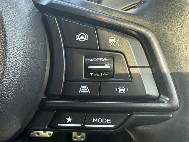 レヴォーグ ＳＴＩスポーツ　ＥＸ　禁煙車　純正１１．６インチナビ　黒革シート　フルセグ　フロント・サイド・バックカメラ　衝突軽減ブレーキ　アダプティブクルーズコントロール　電動Ｒゲート　シートヒーター　パワーシート　Ｂｌｕｅｔｏｏｔｈ（6枚目）