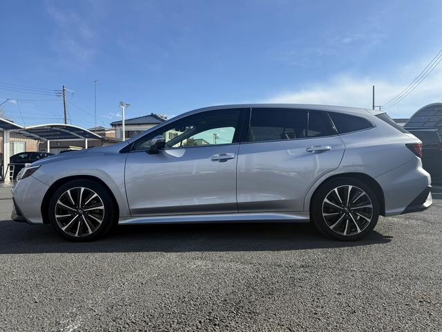 レヴォーグ ＳＴＩスポーツ　ＥＸ　禁煙車　純正１１．６インチナビ　黒革シート　フルセグ　フロント・サイド・バックカメラ　衝突軽減ブレーキ　アダプティブクルーズコントロール　電動Ｒゲート　シートヒーター　パワーシート　Ｂｌｕｅｔｏｏｔｈ（11枚目）