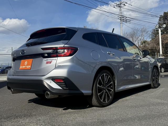 レヴォーグ ＳＴＩスポーツ　ＥＸ　禁煙車　純正１１．６インチナビ　黒革シート　フルセグ　フロント・サイド・バックカメラ　衝突軽減ブレーキ　アダプティブクルーズコントロール　電動Ｒゲート　シートヒーター　パワーシート　Ｂｌｕｅｔｏｏｔｈ（22枚目）