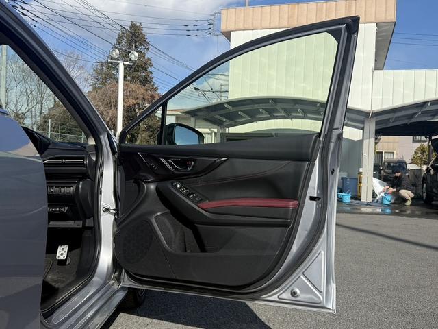 レヴォーグ ＳＴＩスポーツ　ＥＸ　禁煙車　純正１１．６インチナビ　黒革シート　フルセグ　フロント・サイド・バックカメラ　衝突軽減ブレーキ　アダプティブクルーズコントロール　電動Ｒゲート　シートヒーター　パワーシート　Ｂｌｕｅｔｏｏｔｈ（37枚目）