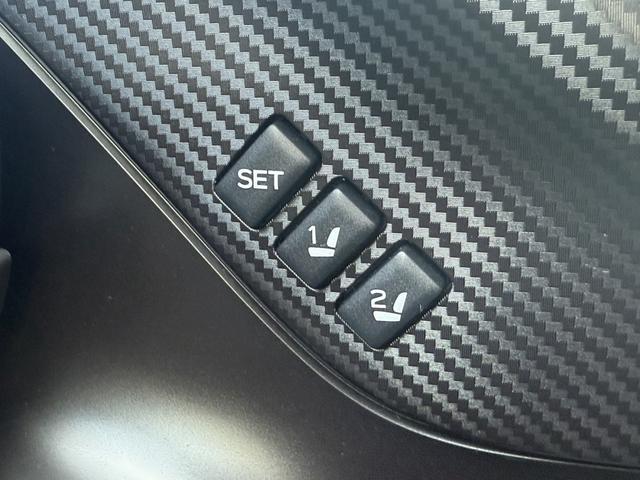 レヴォーグ ＳＴＩスポーツ　ＥＸ　禁煙車　純正１１．６インチナビ　黒革シート　フルセグ　フロント・サイド・バックカメラ　衝突軽減ブレーキ　アダプティブクルーズコントロール　電動Ｒゲート　シートヒーター　パワーシート　Ｂｌｕｅｔｏｏｔｈ（58枚目）