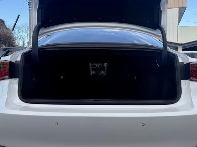 ���Ǝҗl�ւ̔̔��͂��f�肳���Ă��������܂��B�@�Ԍ������ԗ��̏ꍇ�́A�Ԍ����擾�������x�������z�ŕ\�����Ă���܂��B