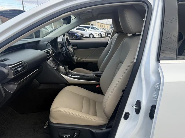 ���Ǝҗl�ւ̔̔��͂��f�肳���Ă��������܂��B�@�Ԍ������ԗ��̏ꍇ�́A�Ԍ����擾�������x�������z�ŕ\�����Ă���܂��B