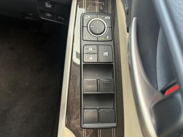 ���Ǝҗl�ւ̔̔��͂��f�肳���Ă��������܂��B�@�Ԍ������ԗ��̏ꍇ�́A�Ԍ����擾�������x�������z�ŕ\�����Ă���܂��B