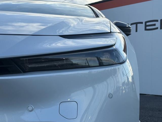 プリウス Ｚ　禁煙車　ワンオーナー　モデリスタエアロ　純正１２．３インチディスプレイ　ベンチレーション付メモリーパワーシート　パワーテールゲート　衝突軽減ブレーキ　自動駐車システム　運転支援システム　ＥＴＣ２．０（17枚目）