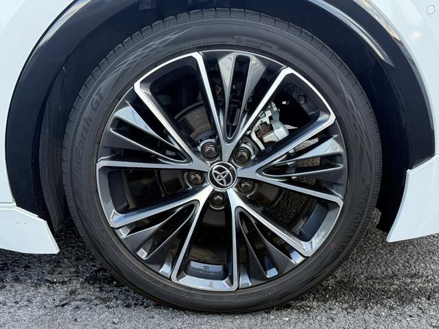 プリウス Ｚ　禁煙車　ワンオーナー　モデリスタエアロ　純正１２．３インチディスプレイ　ベンチレーション付メモリーパワーシート　パワーテールゲート　衝突軽減ブレーキ　自動駐車システム　運転支援システム　ＥＴＣ２．０（24枚目）