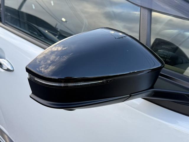 プリウス Ｚ　禁煙車　ワンオーナー　モデリスタエアロ　純正１２．３インチディスプレイ　ベンチレーション付メモリーパワーシート　パワーテールゲート　衝突軽減ブレーキ　自動駐車システム　運転支援システム　ＥＴＣ２．０（29枚目）