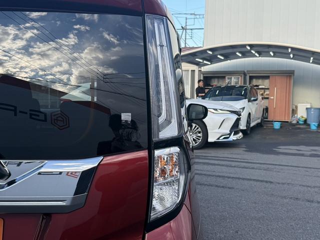 ルーミー カスタムＧ　禁煙車　純正９インチディスプレイ　アラウンドビューモニター　フルセグ　両側電動スライドドア　衝突軽減ブレーキ　ＥＴＣ　アイドリングストップ　クリアランスソナー　純正１４インチアルミホイール　ＬＥＤ（13枚目）