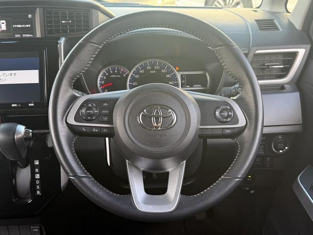 ルーミー カスタムＧ　禁煙車　純正９インチディスプレイ　アラウンドビューモニター　フルセグ　両側電動スライドドア　衝突軽減ブレーキ　ＥＴＣ　アイドリングストップ　クリアランスソナー　純正１４インチアルミホイール　ＬＥＤ（19枚目）