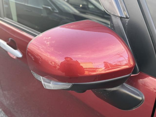 ルーミー カスタムＧ　禁煙車　純正９インチディスプレイ　アラウンドビューモニター　フルセグ　両側電動スライドドア　衝突軽減ブレーキ　ＥＴＣ　アイドリングストップ　クリアランスソナー　純正１４インチアルミホイール　ＬＥＤ（36枚目）