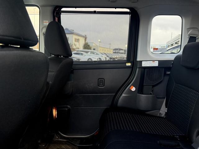 ルーミー カスタムＧ　禁煙車　純正９インチディスプレイ　アラウンドビューモニター　フルセグ　両側電動スライドドア　衝突軽減ブレーキ　ＥＴＣ　アイドリングストップ　クリアランスソナー　純正１４インチアルミホイール　ＬＥＤ（43枚目）