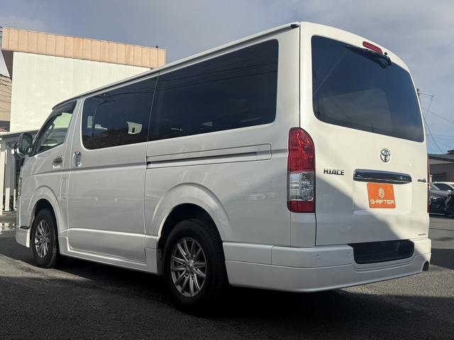 ハイエースバン 　スーパーＧＬ　禁煙車　ワンオーナー　モデリスタエアロ　純正ナビ　３６０度カメラ　コーナーセンサー　衝突軽減ブレーキ　運転支援システム　ビルトインＥＴＣ　オートエアコン　スマートキーエントリー（13枚目）