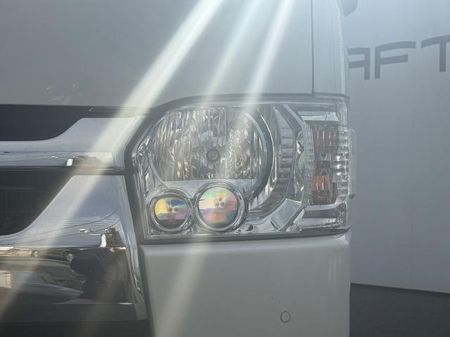 ハイエースバン 　スーパーＧＬ　禁煙車　ワンオーナー　モデリスタエアロ　純正ナビ　３６０度カメラ　コーナーセンサー　衝突軽減ブレーキ　運転支援システム　ビルトインＥＴＣ　オートエアコン　スマートキーエントリー（17枚目）