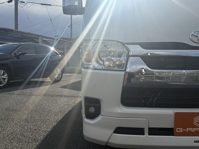 ハイエースバン 　スーパーＧＬ　禁煙車　ワンオーナー　モデリスタエアロ　純正ナビ　３６０度カメラ　コーナーセンサー　衝突軽減ブレーキ　運転支援システム　ビルトインＥＴＣ　オートエアコン　スマートキーエントリー（18枚目）