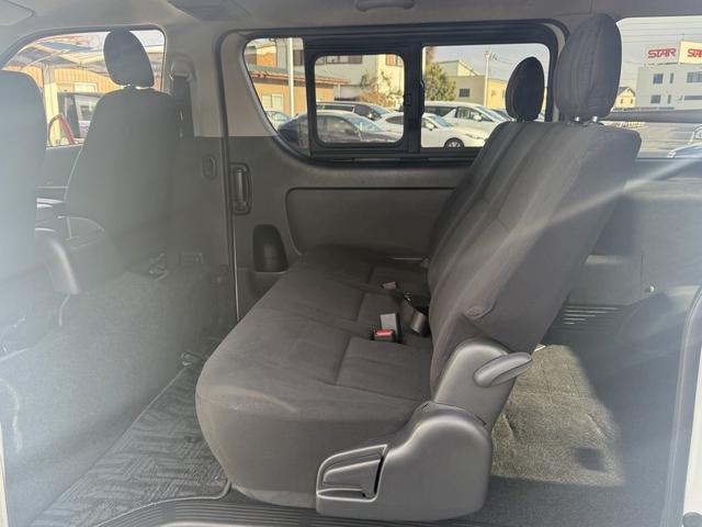 ハイエースバン 　スーパーＧＬ　禁煙車　ワンオーナー　モデリスタエアロ　純正ナビ　３６０度カメラ　コーナーセンサー　衝突軽減ブレーキ　運転支援システム　ビルトインＥＴＣ　オートエアコン　スマートキーエントリー（45枚目）