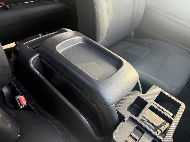 ハイエースバン 　スーパーＧＬ　禁煙車　ワンオーナー　モデリスタエアロ　純正ナビ　３６０度カメラ　コーナーセンサー　衝突軽減ブレーキ　運転支援システム　ビルトインＥＴＣ　オートエアコン　スマートキーエントリー（64枚目）