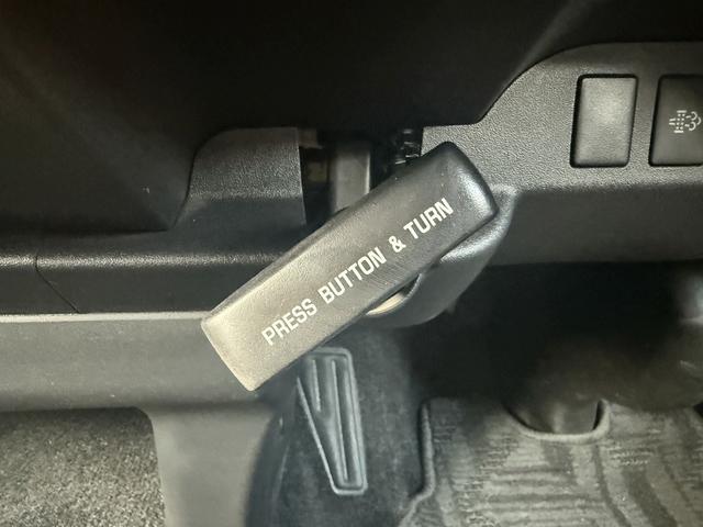 ハイエースバン 　スーパーＧＬ　禁煙車　ワンオーナー　モデリスタエアロ　純正ナビ　３６０度カメラ　コーナーセンサー　衝突軽減ブレーキ　運転支援システム　ビルトインＥＴＣ　オートエアコン　スマートキーエントリー（66枚目）