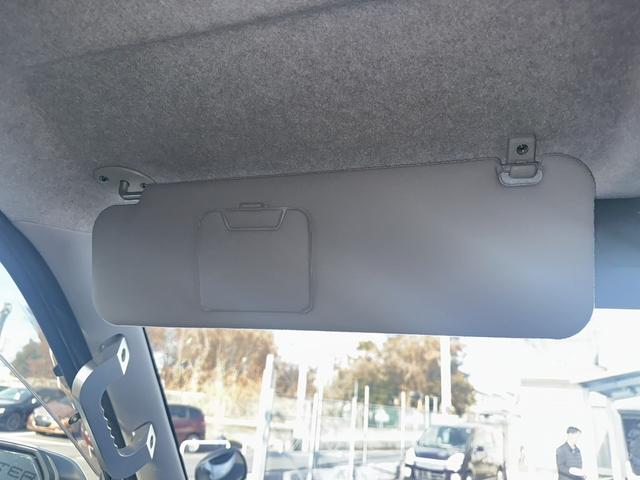 ハイエースバン 　スーパーＧＬ　禁煙車　ワンオーナー　モデリスタエアロ　純正ナビ　３６０度カメラ　コーナーセンサー　衝突軽減ブレーキ　運転支援システム　ビルトインＥＴＣ　オートエアコン　スマートキーエントリー（70枚目）