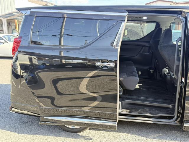アルファード ２．５Ｓ　禁煙車　モデリスタフルエアロ　純正１０インチナビ　１２インチフリップダウンモニター　フルセグ　バックカメラ　両側電動スライドドア　アダクティブクルーズコントロール　衝突軽減ブレーキ　レーンキープ（34枚目）