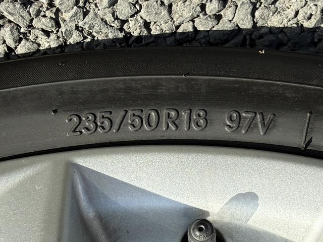 アルファード ２．５Ｓ　禁煙車　モデリスタフルエアロ　純正１０インチナビ　１２インチフリップダウンモニター　フルセグ　バックカメラ　両側電動スライドドア　アダクティブクルーズコントロール　衝突軽減ブレーキ　レーンキープ（67枚目）