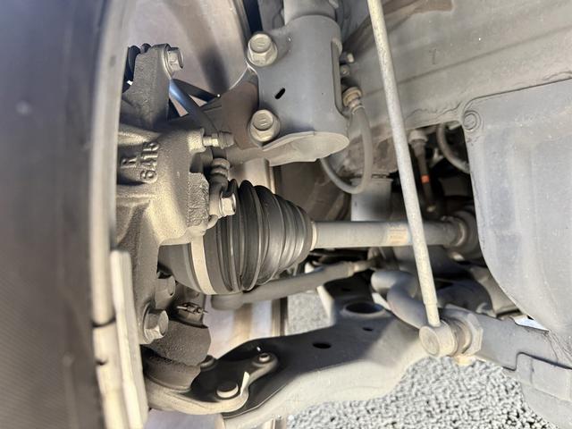 アルファード ２．５Ｓ　禁煙車　モデリスタフルエアロ　純正１０インチナビ　１２インチフリップダウンモニター　フルセグ　バックカメラ　両側電動スライドドア　アダクティブクルーズコントロール　衝突軽減ブレーキ　レーンキープ（69枚目）