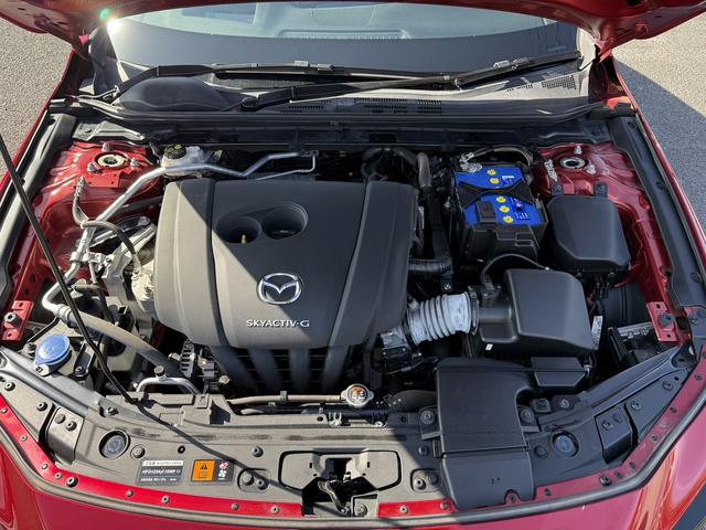 ＭＡＺＤＡ３ファストバック ２０Ｓプロアクティブ　ツーリングセレクション　禁煙車　６ＭＴ　純正８インチナビ　フルセグ　３６０度カメラ　衝突軽減ブレーキ　運転支援システム　メモリー＆ヒーター付きパワーシート　ステアリングヒーター　ブラインドスポットモニター　ホールドブレーキ（20枚目）