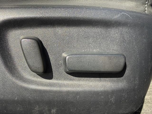 ヴェルファイア 3.5ZA Gエディション 禁煙車 ビッグX11インチナビ ALPINE後席モニター 両側電動スライドドア アダクティブクルーズコントロール 寒冷地仕様 フルセグ バックカメラ パワーシート ステアリングヒーター ETC(71枚目)