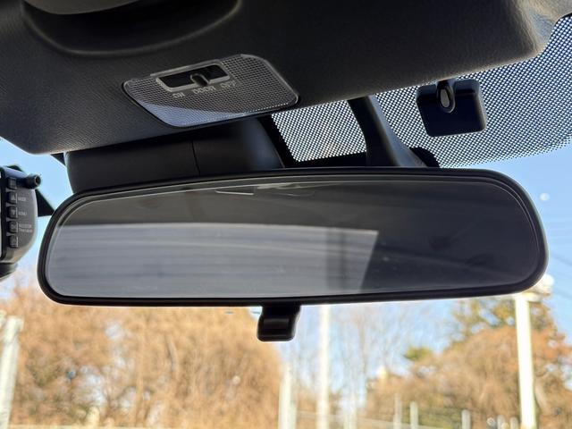 ロードスター Ｓ　禁煙車　ワンオーナー　６速ＭＴ　ブラインドスポットモニター　コーナーセンサー　衝突軽減ブレーキ　車線逸脱警報システム　ＥＴＣ　純正オーディオ　レーンキープ　純正１６インチアルミホイール　スマートキー（61枚目）