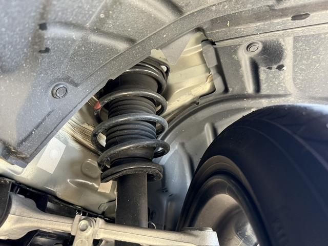 ロードスター Ｓ　禁煙車　ワンオーナー　６速ＭＴ　ブラインドスポットモニター　コーナーセンサー　衝突軽減ブレーキ　車線逸脱警報システム　ＥＴＣ　純正オーディオ　レーンキープ　純正１６インチアルミホイール　スマートキー（67枚目）