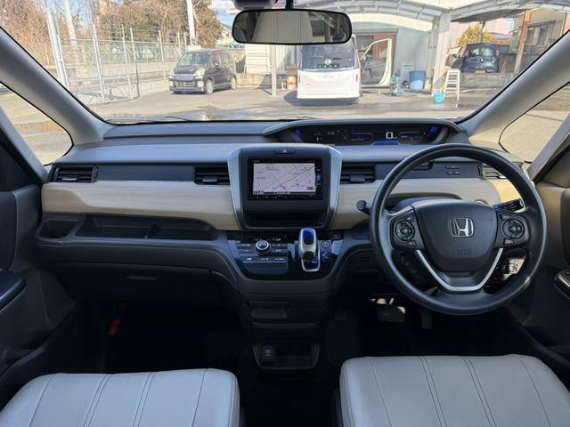 フリードハイブリッド ハイブリッド・Gホンダセンシング 禁煙車 ワンオーナー 純正ナビ フルセグ バックカメラ 衝突軽減ブレーキ 両側電動スライドドア 運転支援システム アダプティブクルーズコントロール レーンキープ ビルドインETC Bluetooth(19枚目)