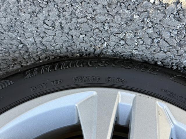 ���Ǝҗl�ւ̔̔��͂��f�肳���Ă��������܂��B�@�Ԍ������ԗ��̏ꍇ�́A�Ԍ����擾�������x�������z�ŕ\�����Ă���܂��B