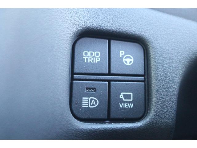 クラウンハイブリッド ＲＳアドバンス　禁煙車　サンルーフ　純正８型ナビ　フルセグＴＶ　黒革シート　シートヒーター　全周囲カメラ　レーダークルーズコントロール　ブラインドスポットモニター　ＥＴＣ２．０　ベンチレーション　クリアランスソナー（8枚目）