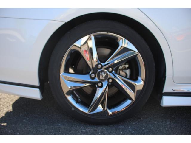 クラウンハイブリッド ＲＳアドバンス　禁煙車　サンルーフ　純正８型ナビ　フルセグＴＶ　黒革シート　シートヒーター　全周囲カメラ　レーダークルーズコントロール　ブラインドスポットモニター　ＥＴＣ２．０　ベンチレーション　クリアランスソナー（18枚目）