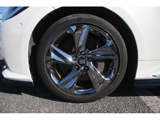 クラウンハイブリッド ＲＳアドバンス　禁煙車　サンルーフ　純正８型ナビ　フルセグＴＶ　黒革シート　シートヒーター　全周囲カメラ　レーダークルーズコントロール　ブラインドスポットモニター　ＥＴＣ２．０　ベンチレーション　クリアランスソナー（20枚目）
