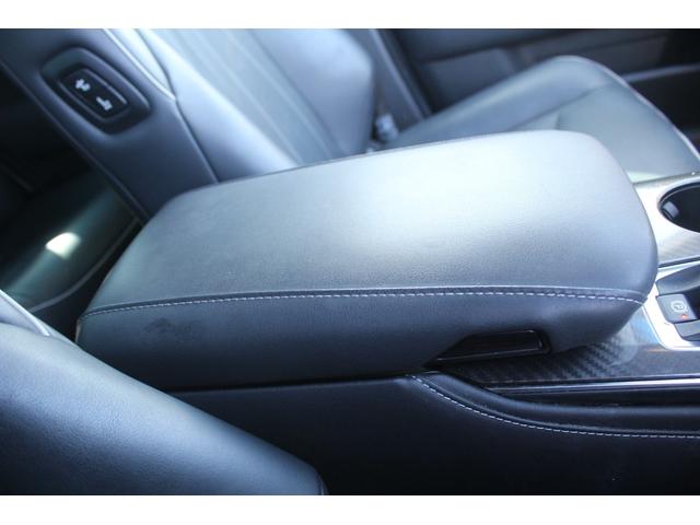 クラウンハイブリッド ＲＳアドバンス　禁煙車　サンルーフ　純正８型ナビ　フルセグＴＶ　黒革シート　シートヒーター　全周囲カメラ　レーダークルーズコントロール　ブラインドスポットモニター　ＥＴＣ２．０　ベンチレーション　クリアランスソナー（62枚目）