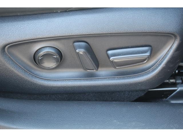 クラウンハイブリッド ＲＳアドバンス　禁煙車　サンルーフ　純正８型ナビ　フルセグＴＶ　黒革シート　シートヒーター　全周囲カメラ　レーダークルーズコントロール　ブラインドスポットモニター　ＥＴＣ２．０　ベンチレーション　クリアランスソナー（67枚目）