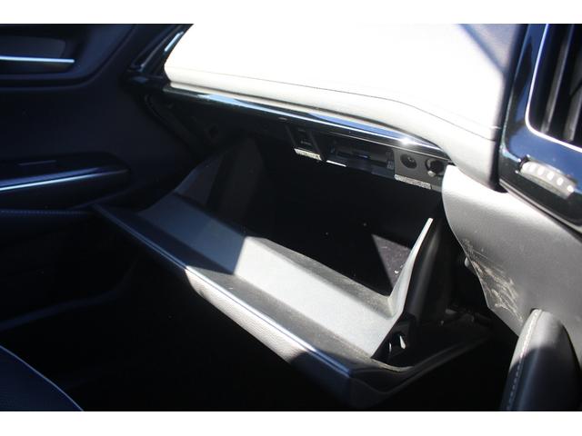 クラウンハイブリッド ＲＳアドバンス　禁煙車　サンルーフ　純正８型ナビ　フルセグＴＶ　黒革シート　シートヒーター　全周囲カメラ　レーダークルーズコントロール　ブラインドスポットモニター　ＥＴＣ２．０　ベンチレーション　クリアランスソナー（71枚目）