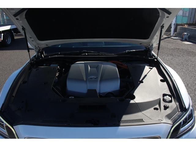 クラウンハイブリッド ＲＳアドバンス　禁煙車　サンルーフ　純正８型ナビ　フルセグＴＶ　黒革シート　シートヒーター　全周囲カメラ　レーダークルーズコントロール　ブラインドスポットモニター　ＥＴＣ２．０　ベンチレーション　クリアランスソナー（76枚目）