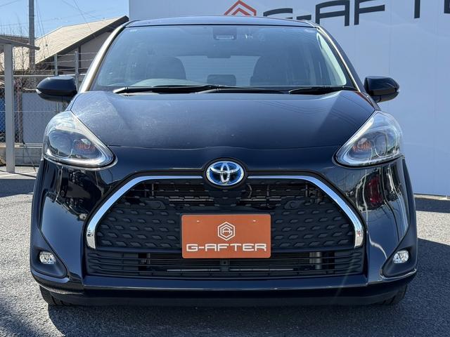 シエンタ ハイブリッドＧ　クエロ　禁煙車　純正ナビ　フルセグ　バックカメラ　両側電動スライドドア　ステアリングヒーター　シートヒーター　衝突軽減ブレーキ　レーンキープ　クルーズコントロール　Ｂｌｕｅｔｏｏｔｈ接続　純正１５インチＡＷ（8枚目）