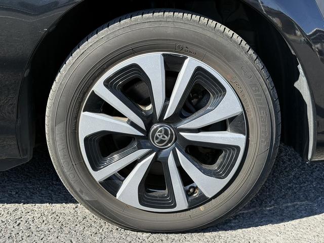 シエンタ ハイブリッドＧ　クエロ　禁煙車　純正ナビ　フルセグ　バックカメラ　両側電動スライドドア　ステアリングヒーター　シートヒーター　衝突軽減ブレーキ　レーンキープ　クルーズコントロール　Ｂｌｕｅｔｏｏｔｈ接続　純正１５インチＡＷ（14枚目）