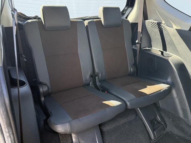 シエンタ ハイブリッドＧ　クエロ　禁煙車　純正ナビ　フルセグ　バックカメラ　両側電動スライドドア　ステアリングヒーター　シートヒーター　衝突軽減ブレーキ　レーンキープ　クルーズコントロール　Ｂｌｕｅｔｏｏｔｈ接続　純正１５インチＡＷ（17枚目）