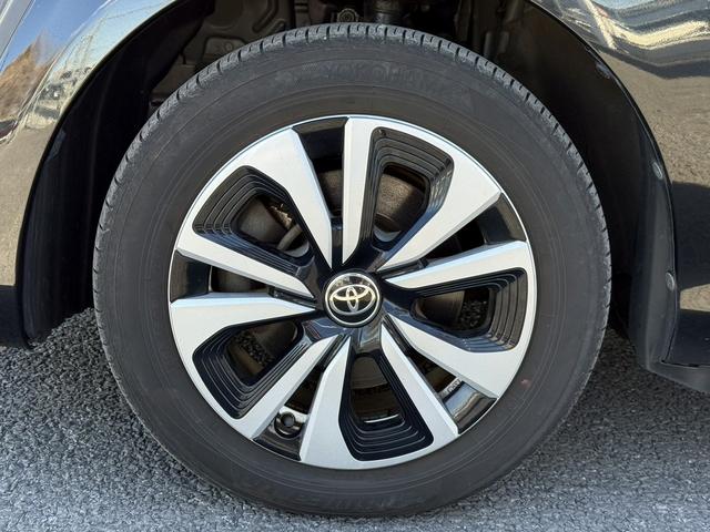 シエンタ ハイブリッドＧ　クエロ　禁煙車　純正ナビ　フルセグ　バックカメラ　両側電動スライドドア　ステアリングヒーター　シートヒーター　衝突軽減ブレーキ　レーンキープ　クルーズコントロール　Ｂｌｕｅｔｏｏｔｈ接続　純正１５インチＡＷ（34枚目）