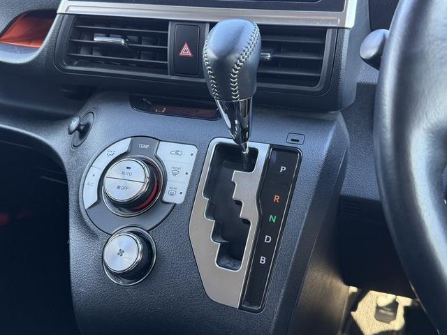 シエンタ ハイブリッドＧ　クエロ　禁煙車　純正ナビ　フルセグ　バックカメラ　両側電動スライドドア　ステアリングヒーター　シートヒーター　衝突軽減ブレーキ　レーンキープ　クルーズコントロール　Ｂｌｕｅｔｏｏｔｈ接続　純正１５インチＡＷ（60枚目）