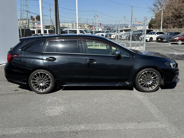 レヴォーグ １．６ＳＴＩスポーツアイサイト　赤黒革シート　純正ナビ　フルセグＴＶ　バックカメラ　アイサイト　パワーシート　シートヒーター　レーダークルーズ紺トロール　アイサイトｖｅｒ３　メモリ機能付きパワーシート　ブラインドスポットモニター（9枚目）