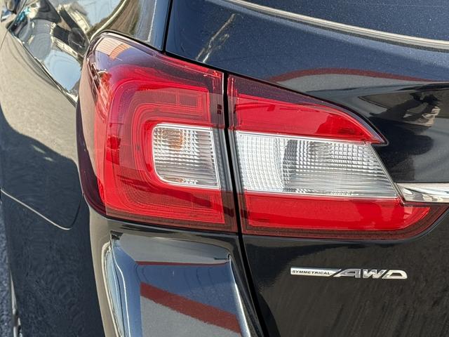 レヴォーグ １．６ＳＴＩスポーツアイサイト　赤黒革シート　純正ナビ　フルセグＴＶ　バックカメラ　アイサイト　パワーシート　シートヒーター　レーダークルーズ紺トロール　アイサイトｖｅｒ３　メモリ機能付きパワーシート　ブラインドスポットモニター（28枚目）