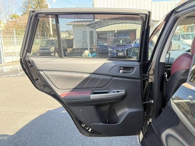 レヴォーグ １．６ＳＴＩスポーツアイサイト　赤黒革シート　純正ナビ　フルセグＴＶ　バックカメラ　アイサイト　パワーシート　シートヒーター　レーダークルーズ紺トロール　アイサイトｖｅｒ３　メモリ機能付きパワーシート　ブラインドスポットモニター（38枚目）