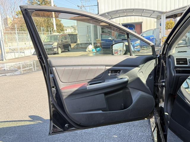 レヴォーグ １．６ＳＴＩスポーツアイサイト　赤黒革シート　純正ナビ　フルセグＴＶ　バックカメラ　アイサイト　パワーシート　シートヒーター　レーダークルーズ紺トロール　アイサイトｖｅｒ３　メモリ機能付きパワーシート　ブラインドスポットモニター（39枚目）